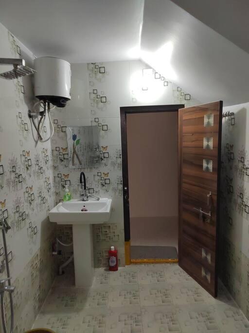 Appartement Gangi Kota North Flat à Kovvur Extérieur photo